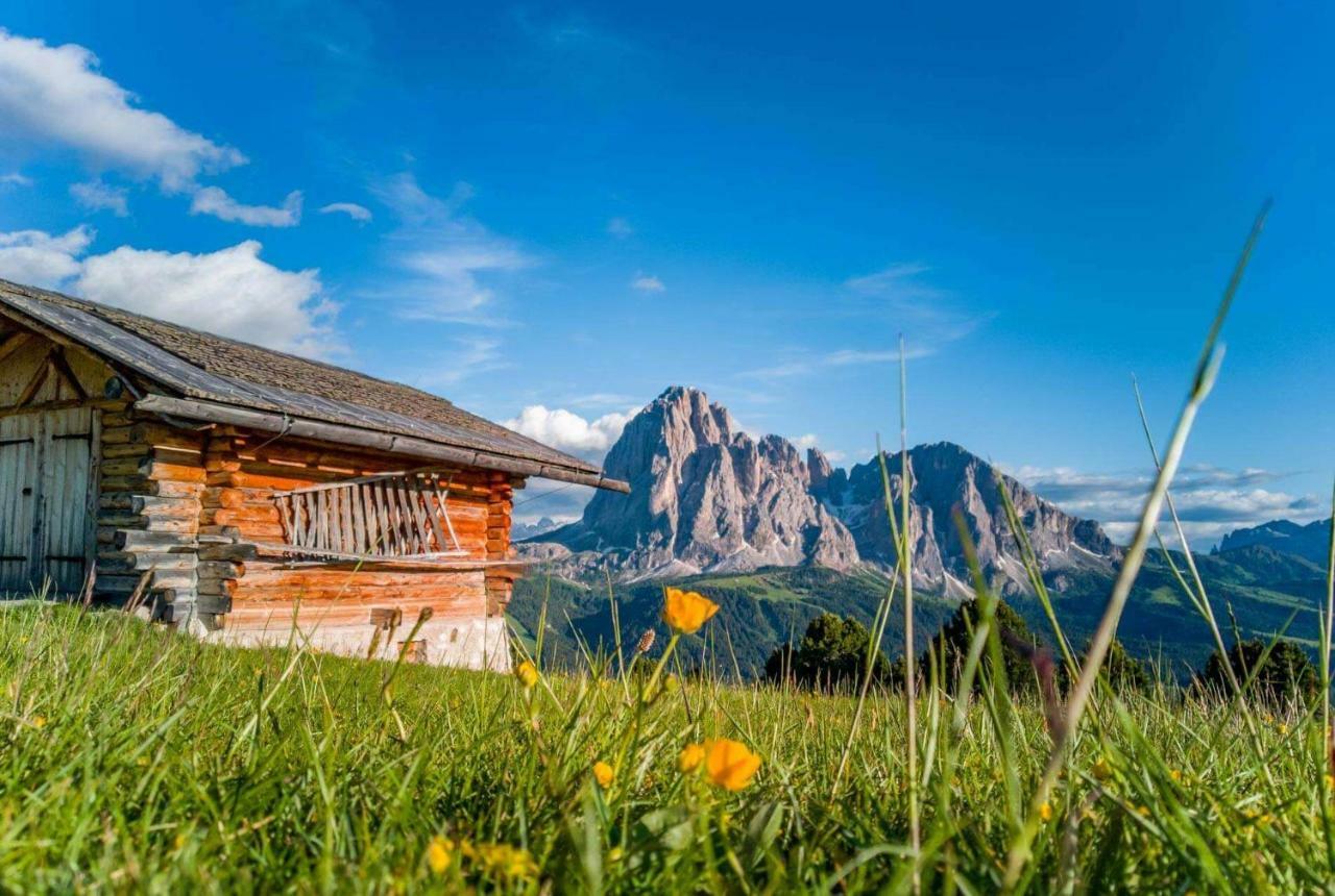 Hotel Pontives Ortisei Exterior photo